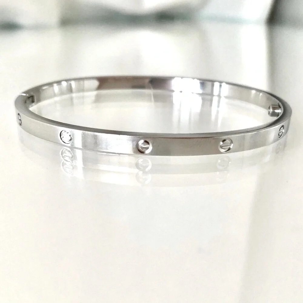 Screw Bracelet Small Model Stainless Steel.